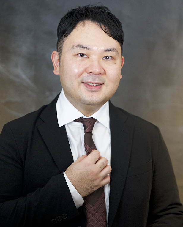 ディレクター高尾 克也